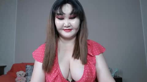 Snapshot of akanire chatting on November 21, 2025, 3:54 pm Shelly online show from November 21, 2025, 3:54 pm