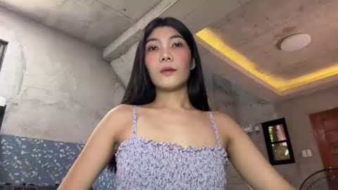 Akari Tracy online show from May 25, 2026, 2:39 am