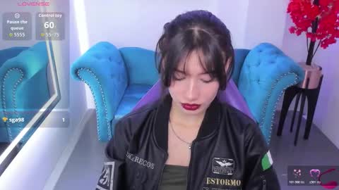 Azaka  online show from November 28, 2025, 12:52 pm