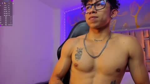 Snapshot of akazaboy chatting on December 4, 2024, 10:24 am akazaboy online show from December 4, 2024, 10:24 am