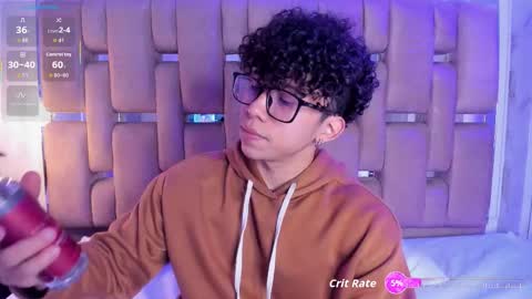 akazaboy online show from November 24, 2025, 4:01 am