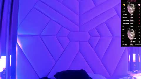 akazaboy online show from November 30, 2025, 8:57 pm