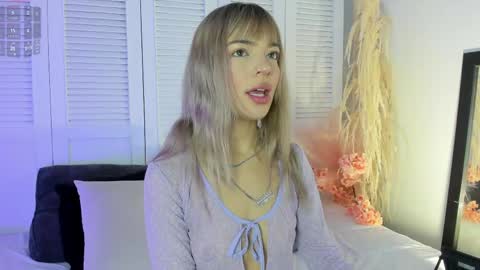Snapshot of akemi__ chatting on May 28, 2026, 2:36 pm Abby Angel online show from May 28, 2026, 2:36 pm