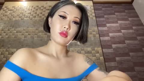 Snapshot of akemi_jp chatting on February 5, 2025, 9:50 pm Akemi online show from February 5, 2025, 9:50 pm