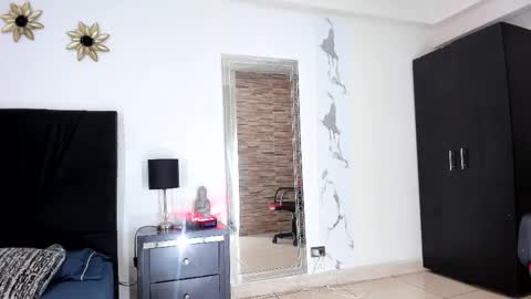 Akemi online show from February 23, 2025, 4:50 am