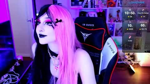 Snapshot of aki__ra chatting on March 15, 2026, 9:32 pm Aki online show from March 15, 2026, 9:32 pm