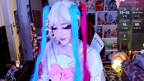 Snapshot of aki__ra chatting on March 28, 2026, 10:42 pm Aki online show from March 28, 2026, 10:42 pm