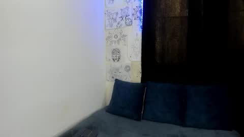 Snapshot of akila_clive chatting on February 19, 2026, 8:49 pm carolina online show from February 19, 2026, 8:49 pm