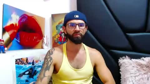 Snapshot of akiles_r chatting on July 6, 2026, 11:40 pm akiles online show from July 6, 2026, 11:40 pm