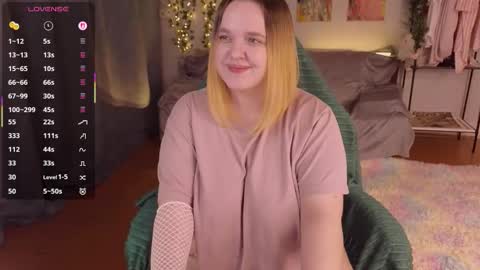 Aki online show from December 1, 2025, 4:34 pm