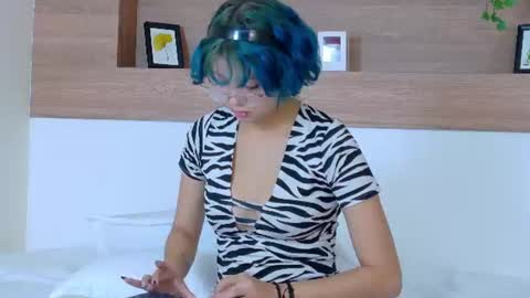 Snapshot of akiratamuda chatting on July 1, 2026, 11:01 am Akira online show from July 1, 2026, 11:01 am