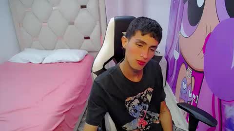 Snapshot of akyra_latin chatting on February 16, 2026, 11:50 am Akyra latin online show from February 16, 2026, 11:50 am