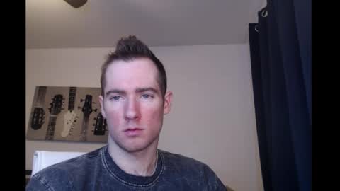 Snapshot of al3xzanderth3gr3at chatting on October 18, 2025, 12:57 am Alex online show from October 18, 2025, 12:57 am