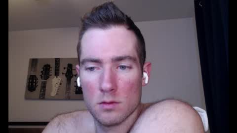 Snapshot of al3xzanderth3gr3at chatting on October 19, 2025, 1:01 pm Alex online show from October 19, 2025, 1:01 pm