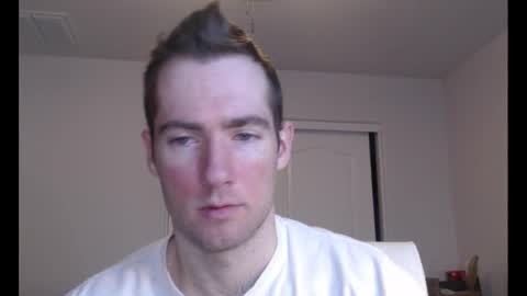 Snapshot of al3xzanderth3gr3at chatting on October 30, 2025, 12:12 am Alex online show from October 30, 2025, 12:12 am