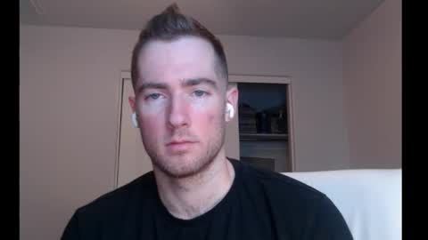 Snapshot of al3xzanderth3gr3at chatting on November 4, 2025, 1:38 am Alex online show from November 4, 2025, 1:38 am