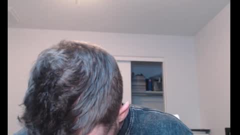 Snapshot of al3xzanderth3gr3at chatting on February 3, 2026, 7:46 am Alex online show from February 3, 2026, 7:46 am