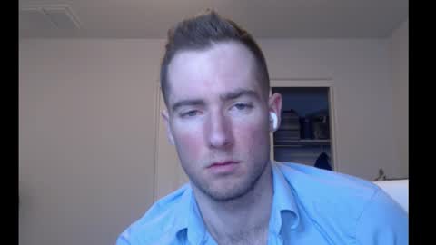 Snapshot of al3xzanderth3gr3at chatting on February 15, 2026, 6:43 am Alex online show from February 15, 2026, 6:43 am