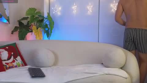 Snapshot of al_miko chatting on December 28, 2024, 5:33 am Al Fox Miko Fortuni online show from December 28, 2024, 5:33 am