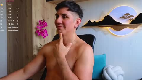 Snapshot of al_miko chatting on January 27, 2025, 8:49 pm Al Fox Miko Fortuni online show from January 27, 2025, 8:49 pm