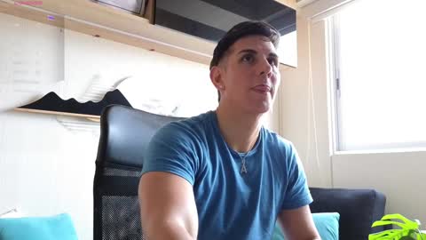 Snapshot of al_miko chatting on January 28, 2025, 8:58 pm Al Fox Miko Fortuni online show from January 28, 2025, 8:58 pm