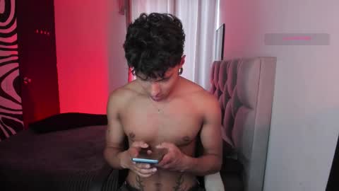 Ander uwu online show from November 1, 2025, 7:38 pm