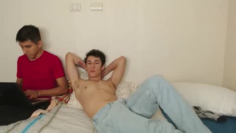 aladino_ms online show from December 5, 2025, 12:30 am