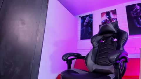 Alahia Rodriguez online show from November 1, 2025, 8:22 pm