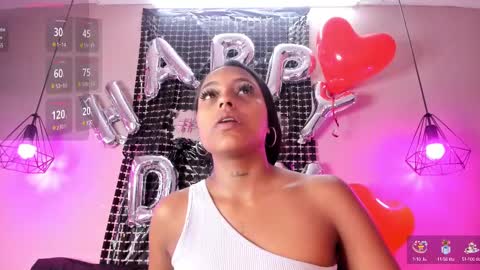 Snapshot of alahia_betancur chatting on February 15, 2025, 12:22 pm Alahia online show from February 15, 2025, 12:22 pm