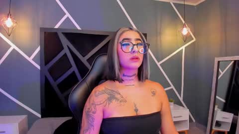 ALAHIA online show from September 27, 2025, 11:15 am