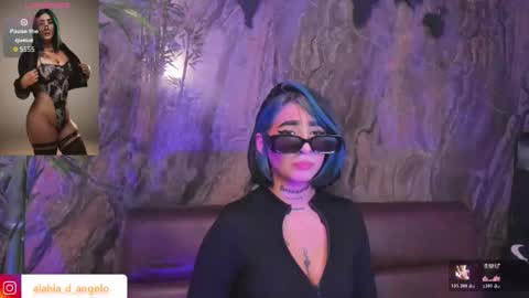 Snapshot of alahia_dangelo_ chatting on January 5, 2026, 5:27 pm ALAHIA online show from January 5, 2026, 5:27 pm