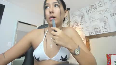  A L A H I A  online show from December 4, 2025, 3:16 am