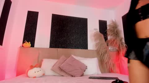 Snapshot of alaia_manson chatting on January 16, 2026, 7:40 pm Alaia online show from January 16, 2026, 7:40 pm