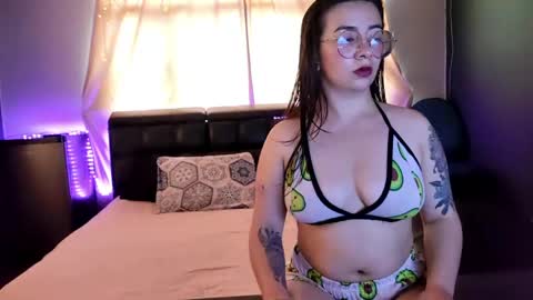 Snapshot of alaia_soul_ chatting on April 17, 2026, 10:13 pm AlaiaSam online show from April 17, 2026, 10:13 pm