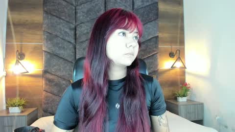  Alaia  online show from January 23, 2025, 11:37 am