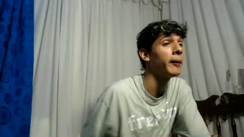 Snapshot of alan048 chatting on June 20, 2026, 9:39 pm ALAN online show from June 20, 2026, 9:39 pm