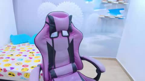 Snapshot of alan_allexander chatting on February 14, 2026, 1:13 am ALAN online show from February 14, 2026, 1:13 am