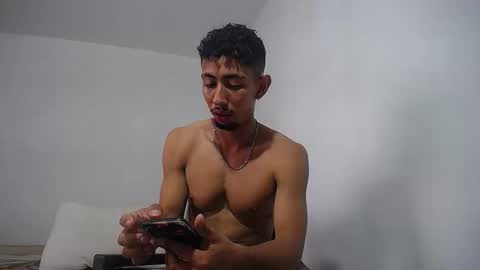 Snapshot of alan_gay chatting on December 14, 2025, 5:18 pm Alan online show from December 14, 2025, 5:18 pm