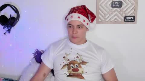 Alan Hadid online show from December 8, 2024, 10:14 pm