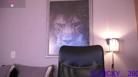 alan_morrys online show from April 28, 2026, 2:10 am