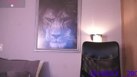 alan_morrys online show from May 13, 2026, 2:09 am