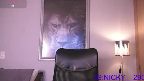alan_morrys online show from May 22, 2026, 1:24 am