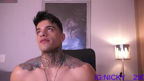 alan_morrys online show from May 27, 2026, 2:41 am