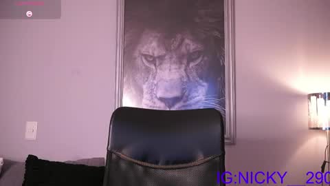 alan_morrys online show from May 28, 2026, 11:57 pm