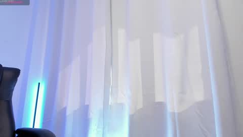 Snapshot of alan_rosee chatting on September 17, 2025, 2:08 pm Alan online show from September 17, 2025, 2:08 pm