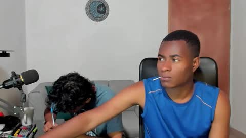 Snapshot of alan_scot chatting on February 11, 2026, 2:27 am Alan and Criss - WE JUST FRIENDS WITH BENEFITS BOTH VERS online show from February 11, 2026, 2:27 am