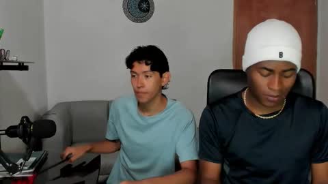 Snapshot of alan_scot chatting on February 22, 2026, 3:54 pm Alan and Criss - WE JUST FRIENDS WITH BENEFITS BOTH VERS online show from February 22, 2026, 3:54 pm