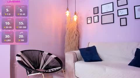 Alana online show from September 22, 2025, 12:51 pm