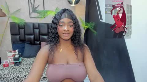 Snapshot of alana_bonny chatting on February 4, 2026, 12:55 pm Alana online show from February 4, 2026, 12:55 pm