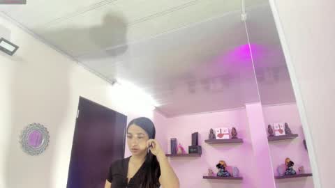 Maeve  online show from March 8, 2025, 11:05 am